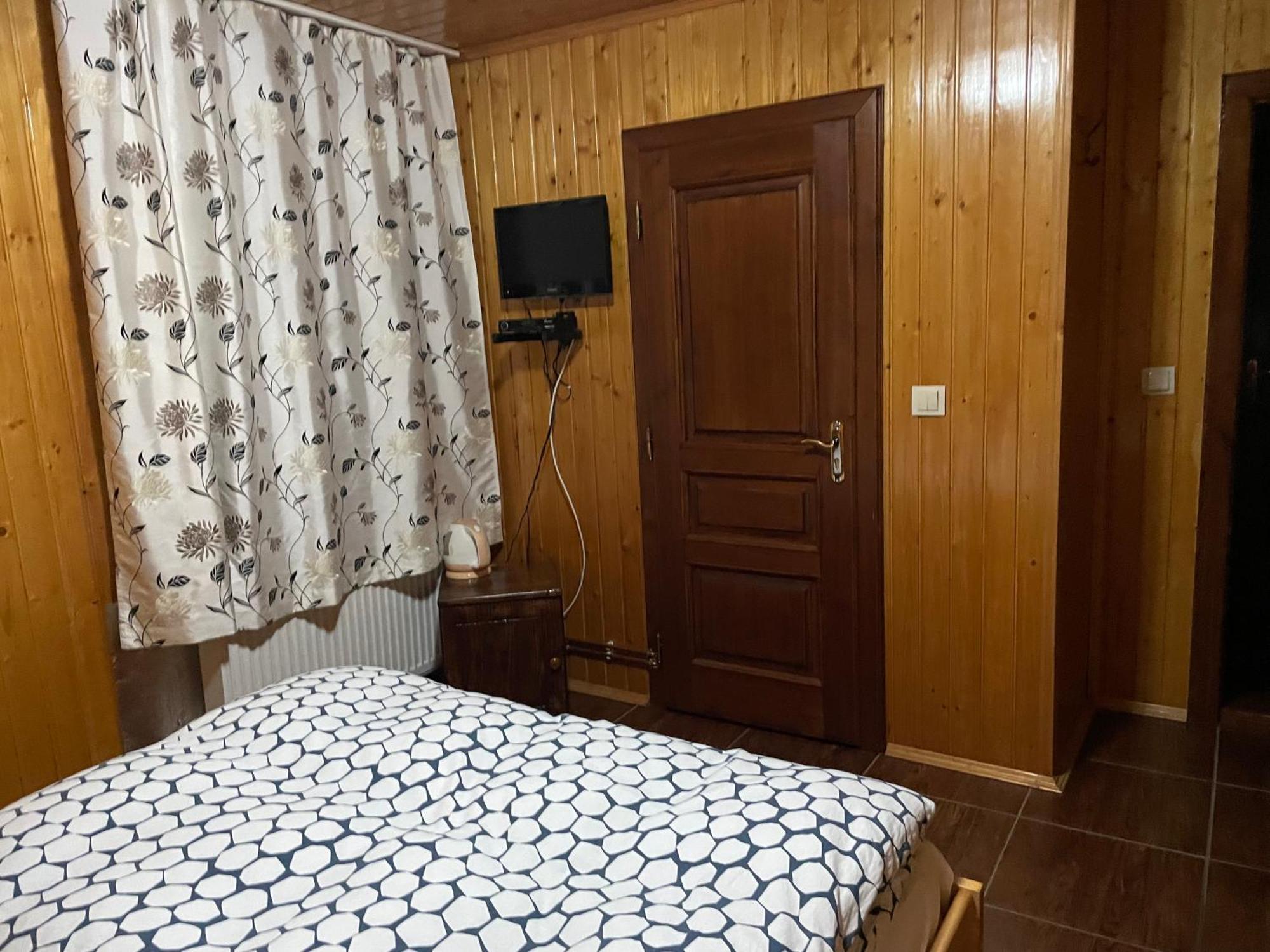 Guest House Nad Tisou Kvasy Eksteriør billede